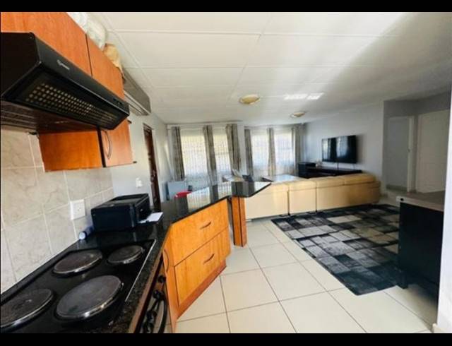 3 BEDROOM TOWNHOUSE FOR SALE IN ARBORETUM